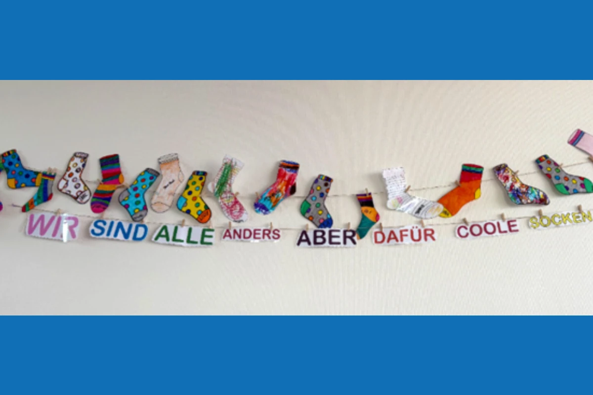Wir sind alle anders. Aber dafür coole Socken.